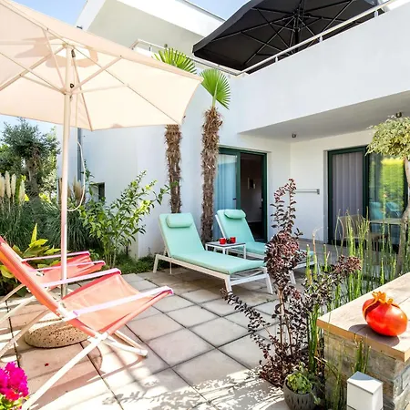 Village Esperia شقة *