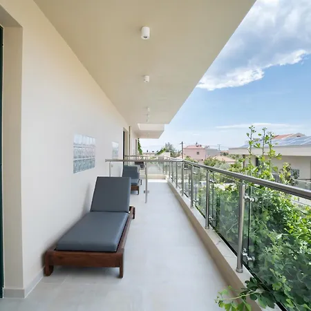 شقة Village Esperia بوتوس