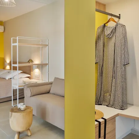 Village Esperia بوتوس