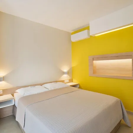 Village Esperia * بوتوس