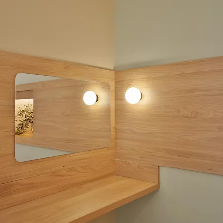 Village Esperia شقة