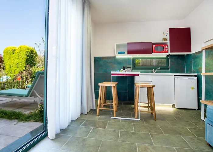 Village Esperia Potos