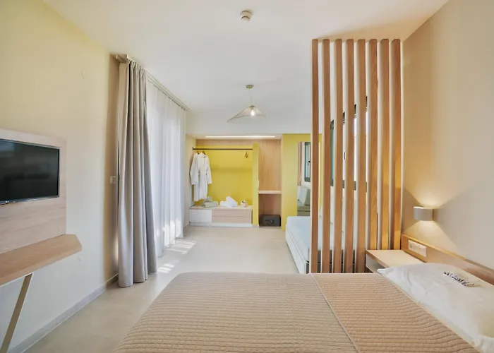 Village Esperia Potos