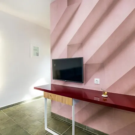 Apartament Village Esperia Potos