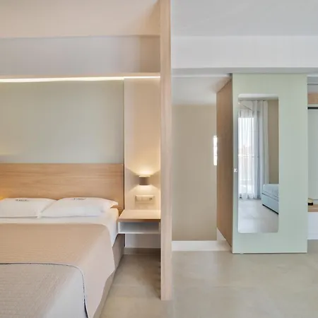 Apartamento Village Esperia Potos